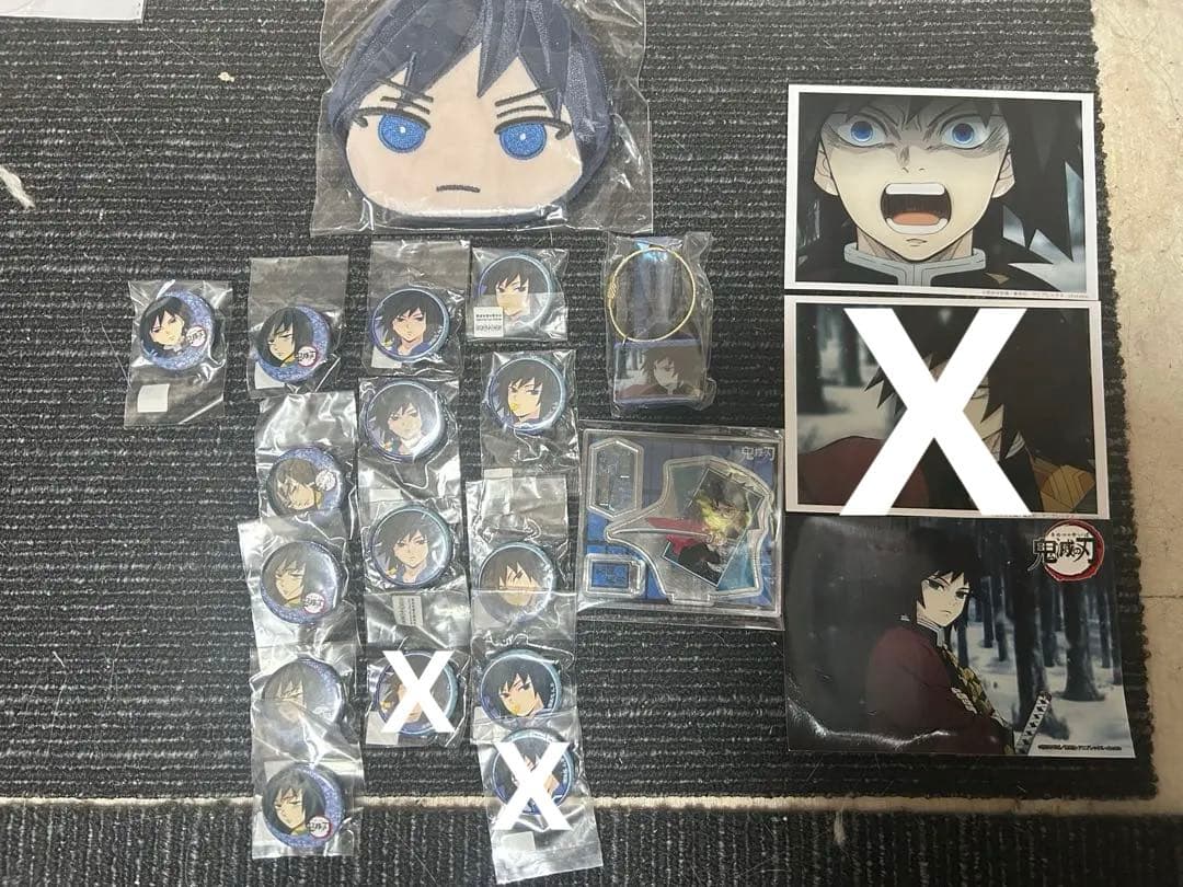 鬼滅の刃　冨岡義勇　ミニ缶バッジ　ufotablecafe 学園　アクリル