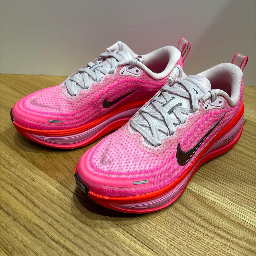 【23cm/新品未使用】ナイキ ボメロプラス