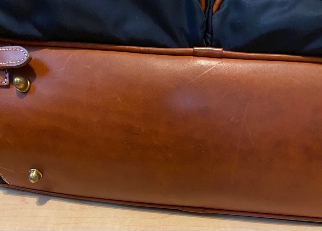 Felisi ネイビー バッグ　ソフトボストン