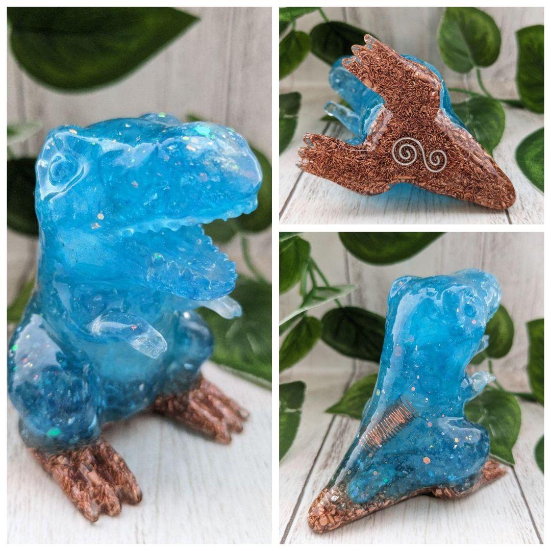 【やま】ブルークラック水晶の恐竜ちゃん形オルゴナイト☆他１５点