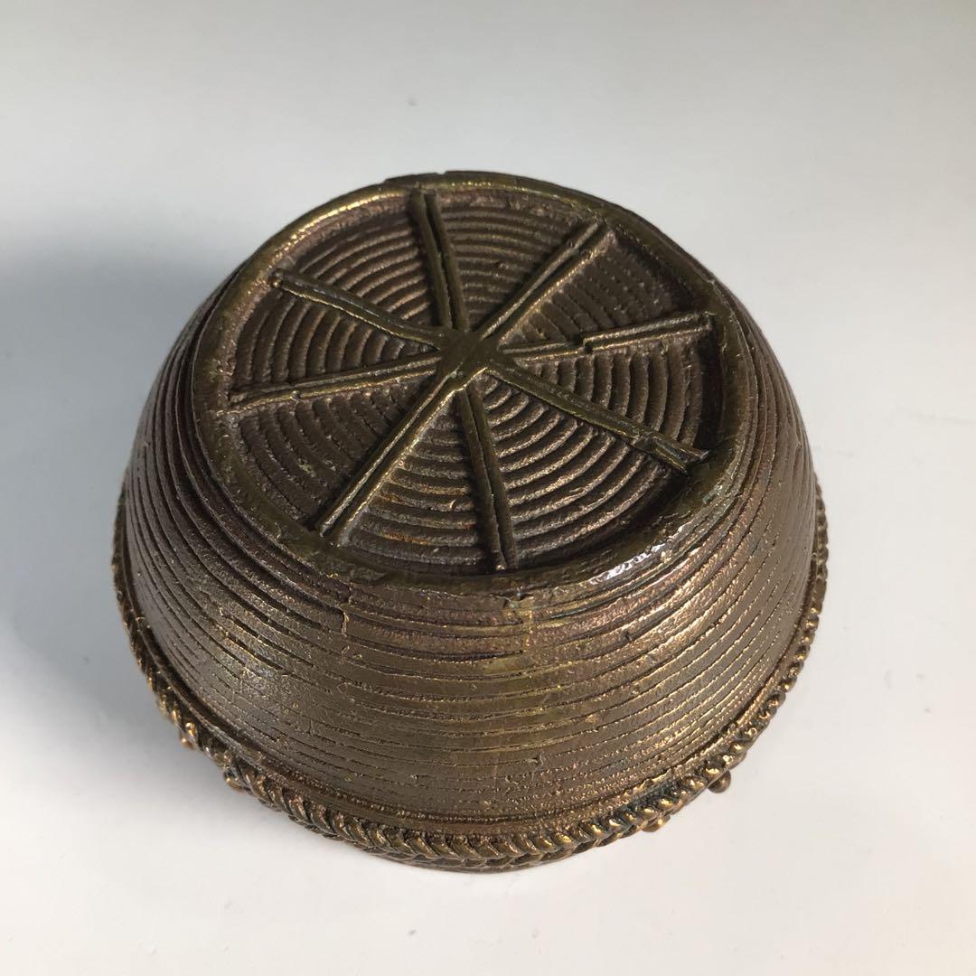 Ｎ６４２　蓋置　『印度産』『仕覆付』『佛器水杯蓋置』『宮田掃庵箱』　共箱　茶道具