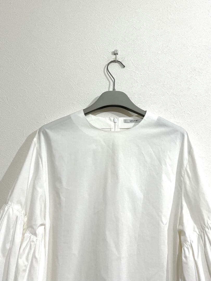 CELERI 2025SS パフスリーブシャツ　白　ドゥーズィエムクラス