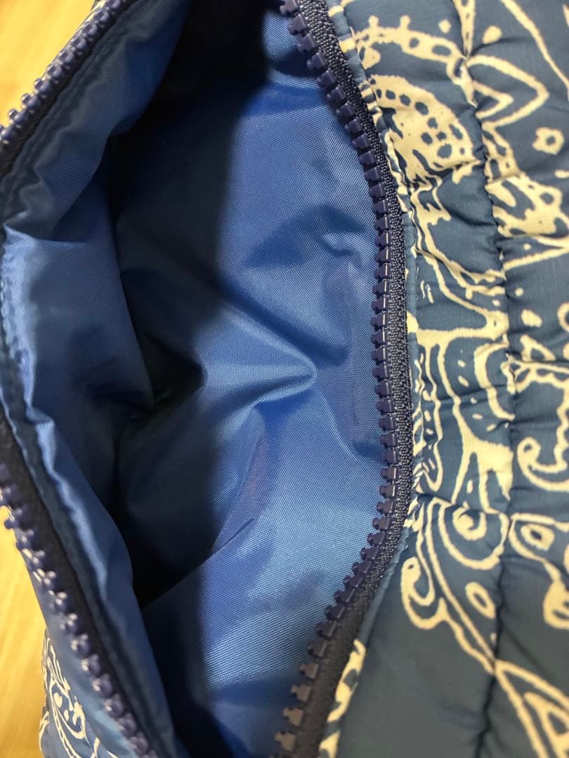 24時間以内発送 完売品 美品 青 22fw Puffer Side Bag