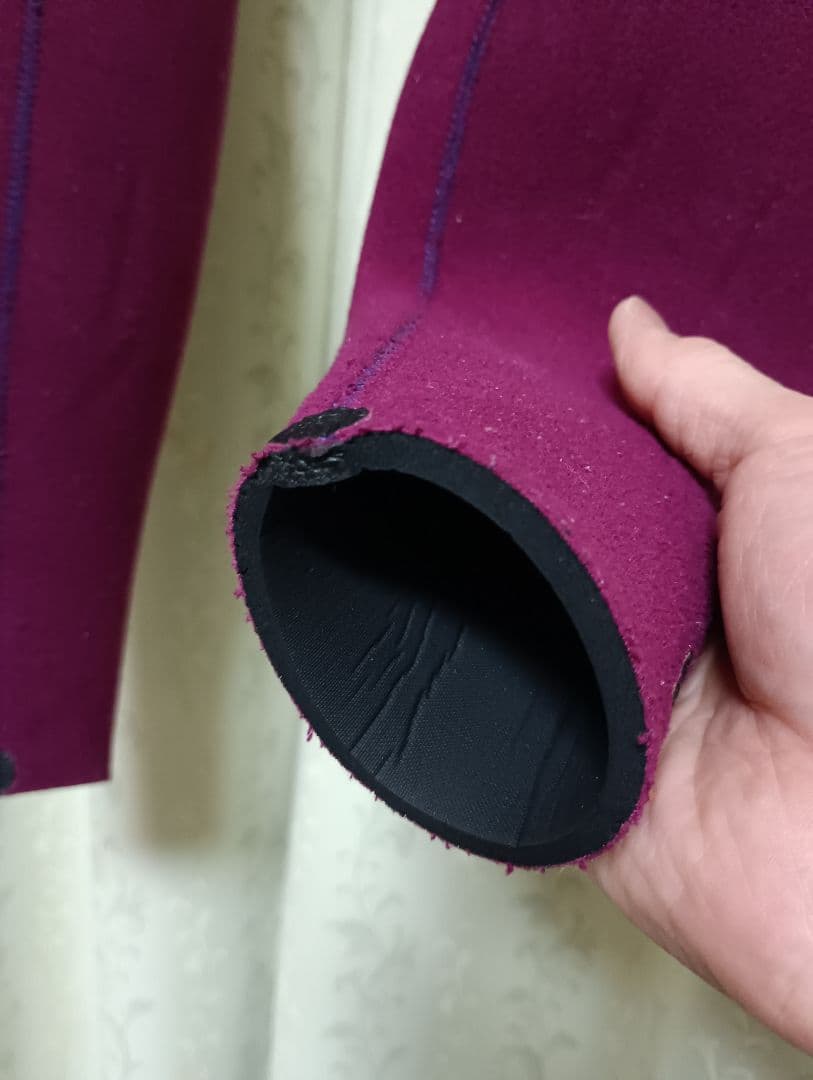 【セミドライ　ウエットスーツ】エアタイト　Mサイズ