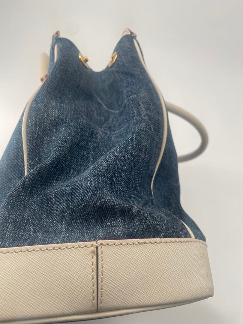 【希少】PRADA デニム ハンドバッグ サフィアーノ　保存袋付き　BN2441