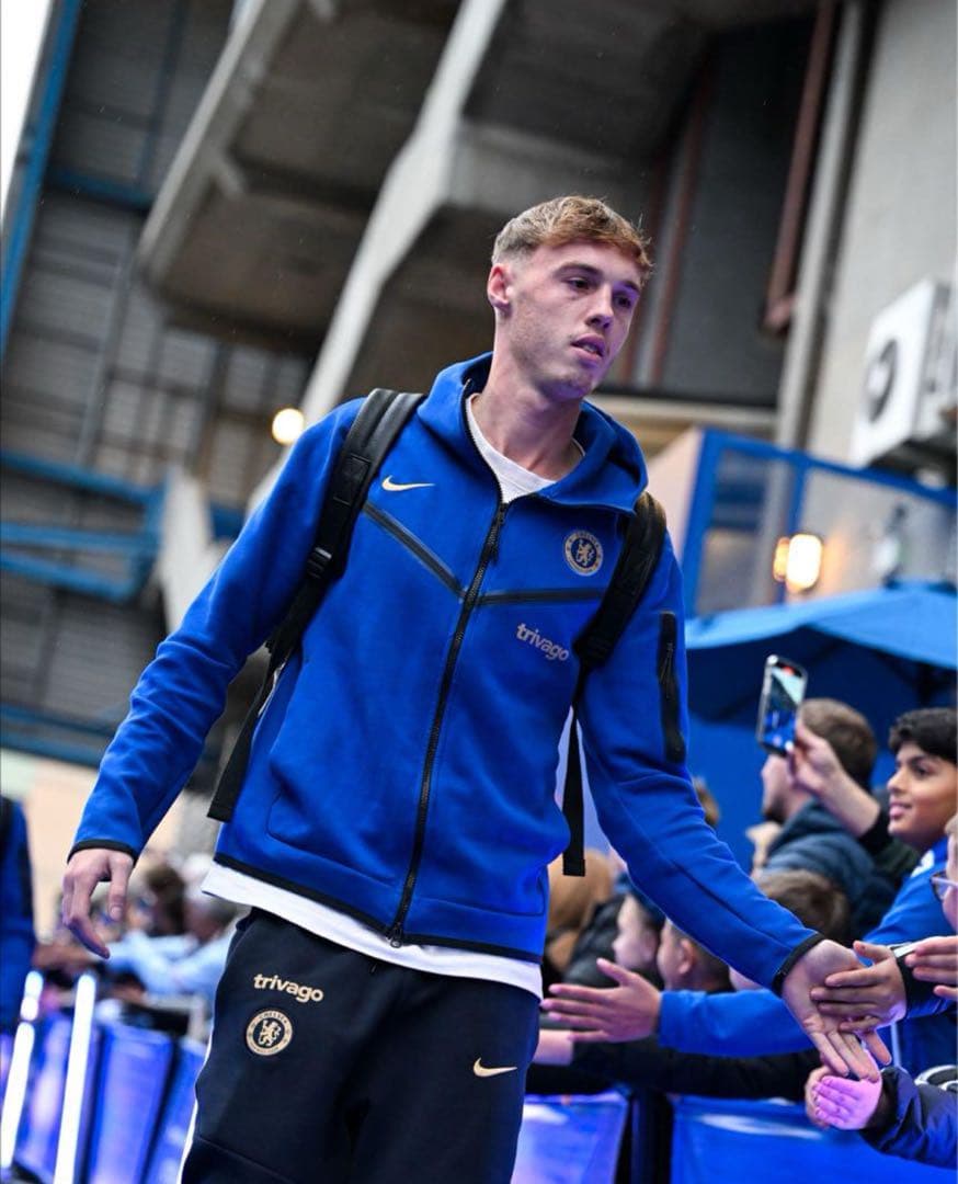 カ*イ様 ナイキ テックフリース チェルシー 上のみ海外限定 胸スポンサー付き