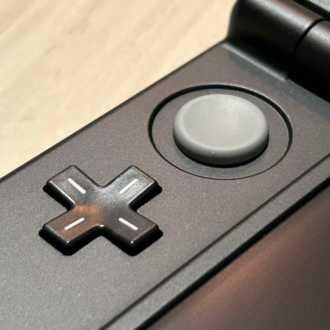 Newニンテンドー3DS LL ライム ブラック 本体 充電コード・カバー付き