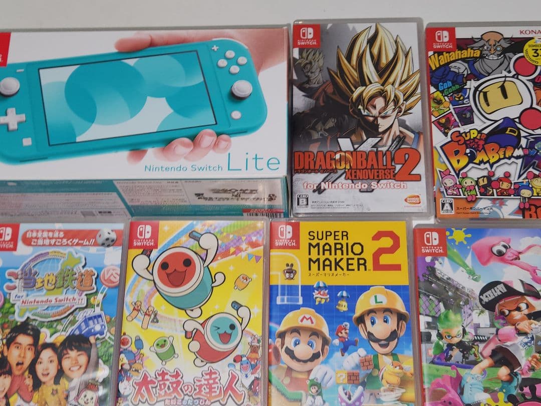 Nintendo Switch Lite ターコイズ　 カッセト3本