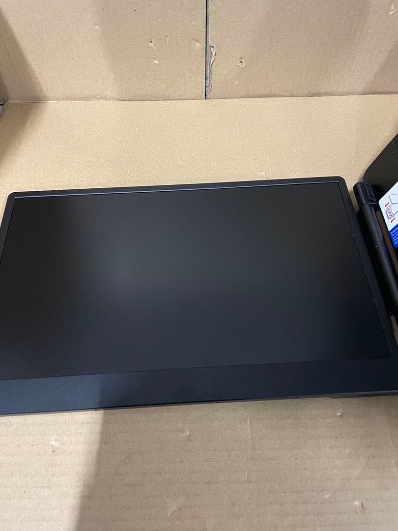 トリプルスクリーン ノートパソコン用ディスプレイ