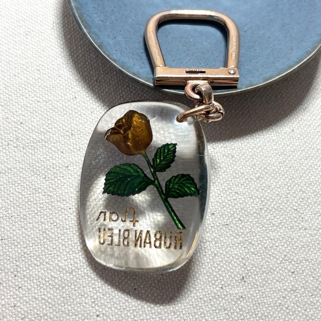 美しい薔薇 フランス ブルボンキーホルダー flan RUBAN レア