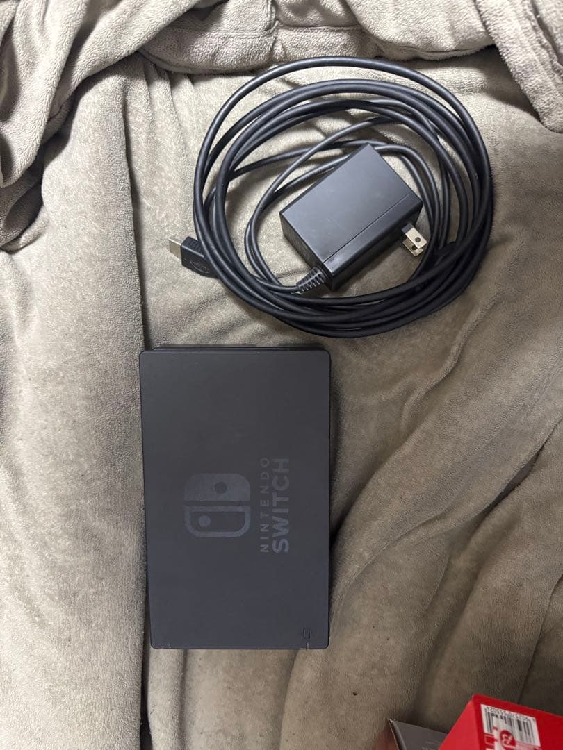 ヒ*ん様 任天堂Switch スプラカラーコントローラ付き 付属品全部有