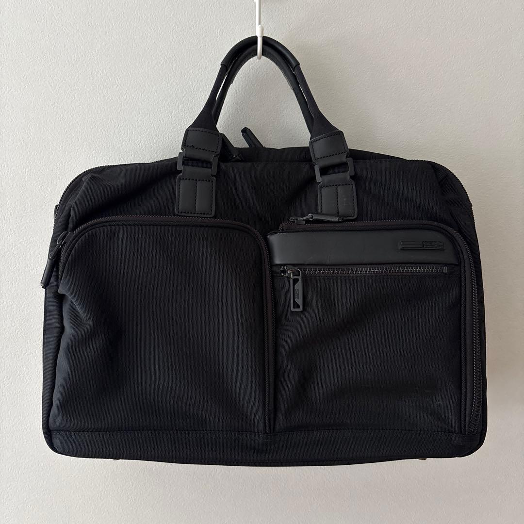 ほぼ未使用：ゼロハリバートン ZEST 黒 ブリーフケース 80737-BK