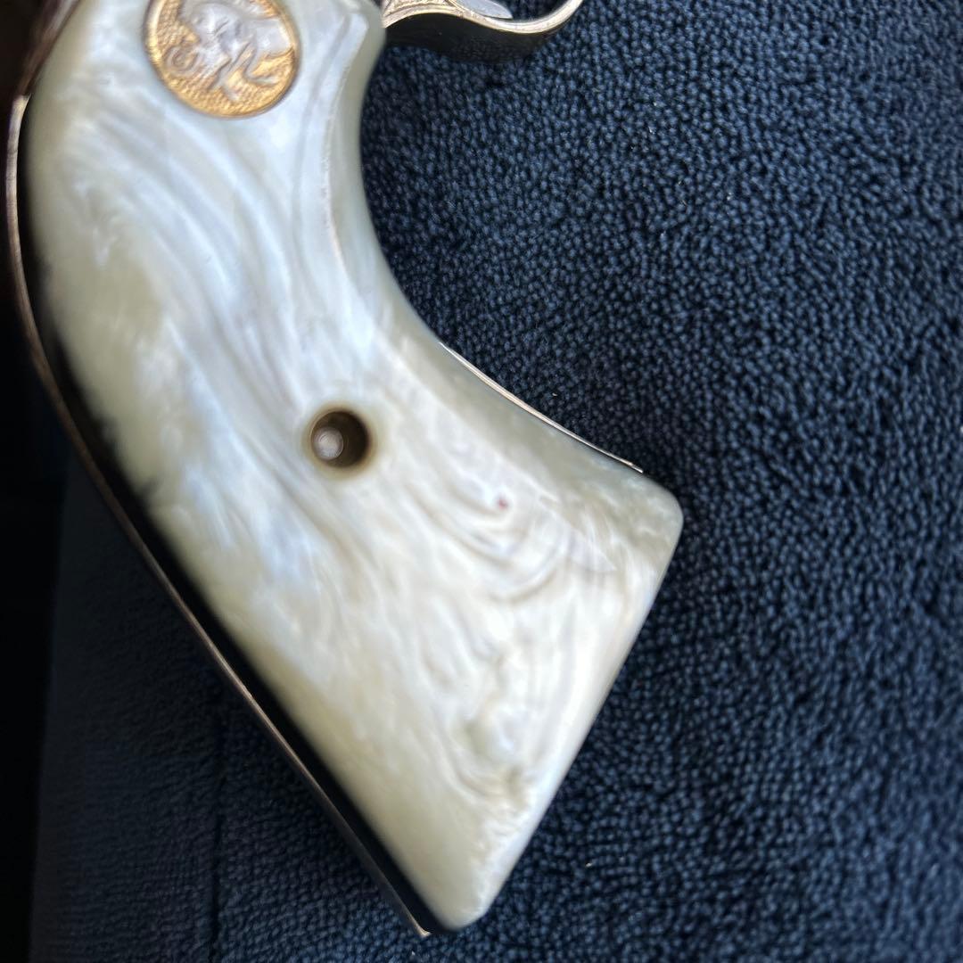 ジョン・ウェイン コメモラティブ 45&幻の白蝶貝のグリップ