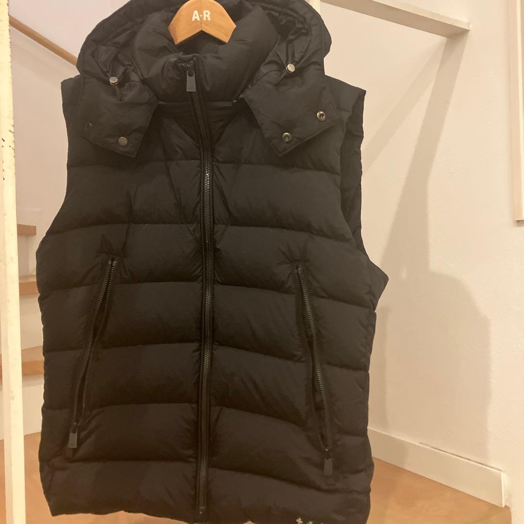 TATRAS フード付き ブラック ダウンベス