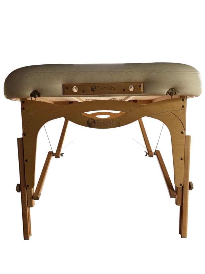 アースライト EarthLite 折りたたみ施術ベッド マッサージ　エステ