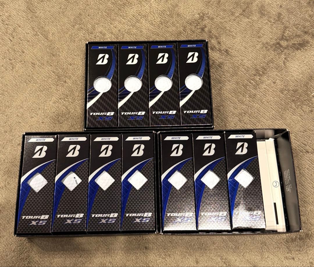 ブリヂストン ゴルフボール TOUR B XS ホワイト 全33個