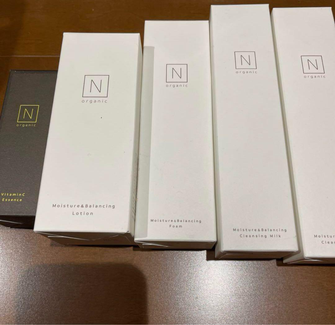 Nオーガニック　ほぼ半額　クレンジングフォームローションエッセンス