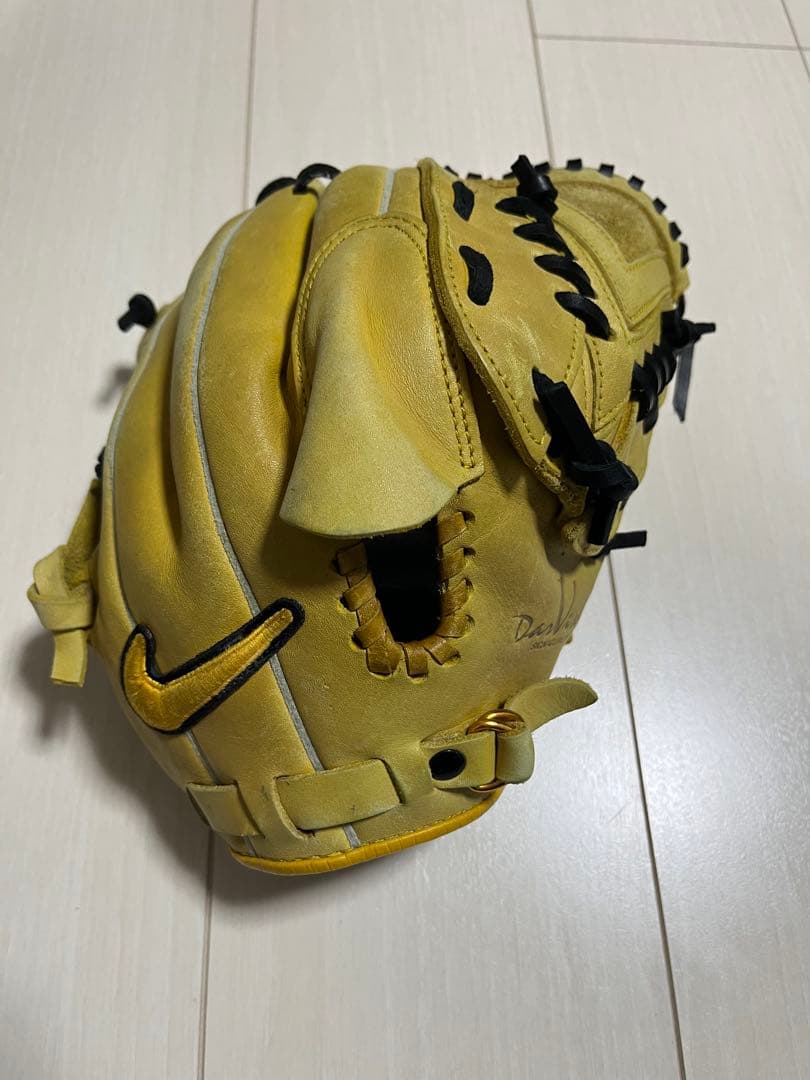 NIKE 少年軟式　グローブ ダルビッシュモデル