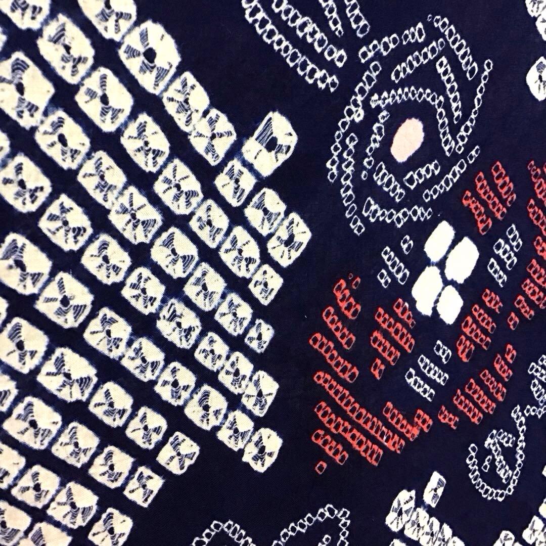 未使用☆本場有松絞り☆誂え浴衣☆紺色☆ばら☆身丈168☆裄丈68☆