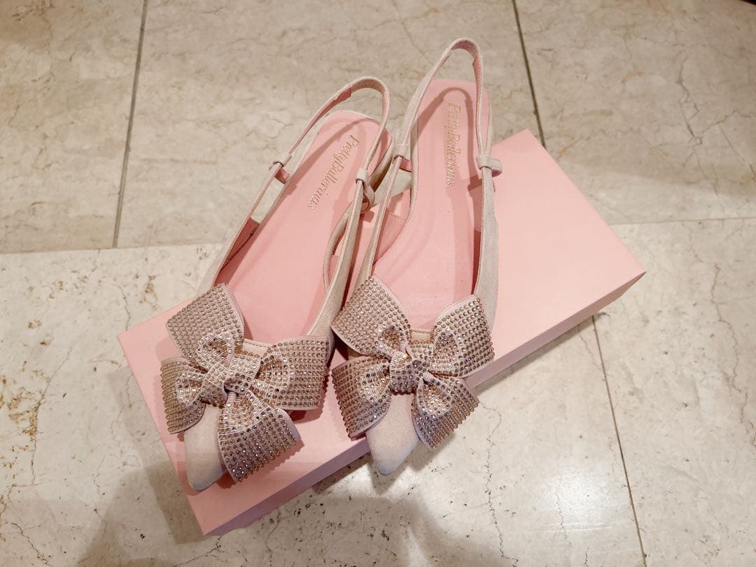 【極美品】ピンクビジューリボン付きスリングバックミュール