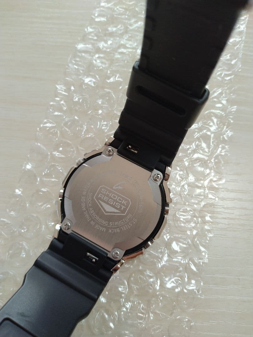 【最終価格・美品】G-SHOCK ジーショック GM-5600　デジタルシルバー