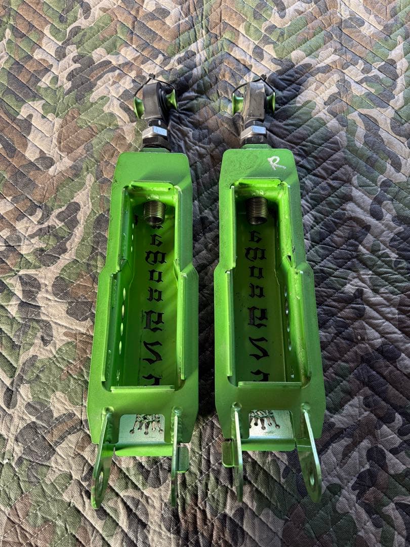 326power製 リアロアアーム18.20.21クラウン