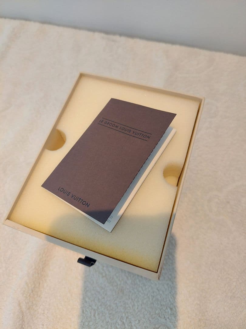 Louis Vuitton ベルボーイ人形 ガラスドーム付き