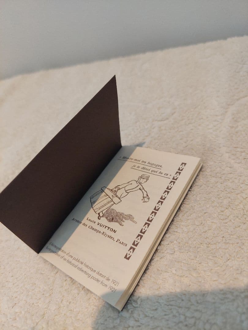 Louis Vuitton ベルボーイ人形 ガラスドーム付き