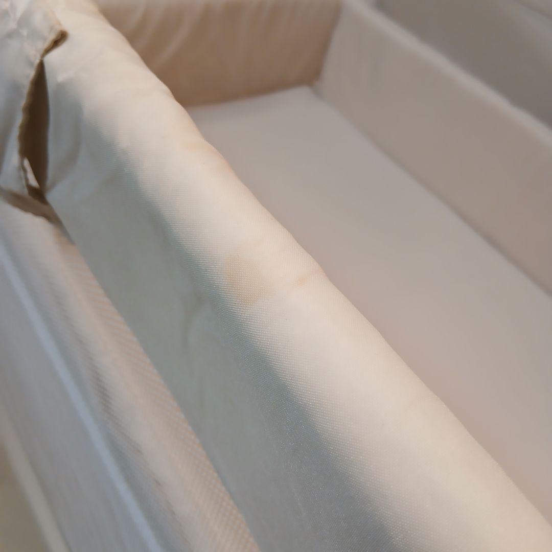 アップリカ　ココネルエアー　ベビーベッド　☆収納袋付き☆