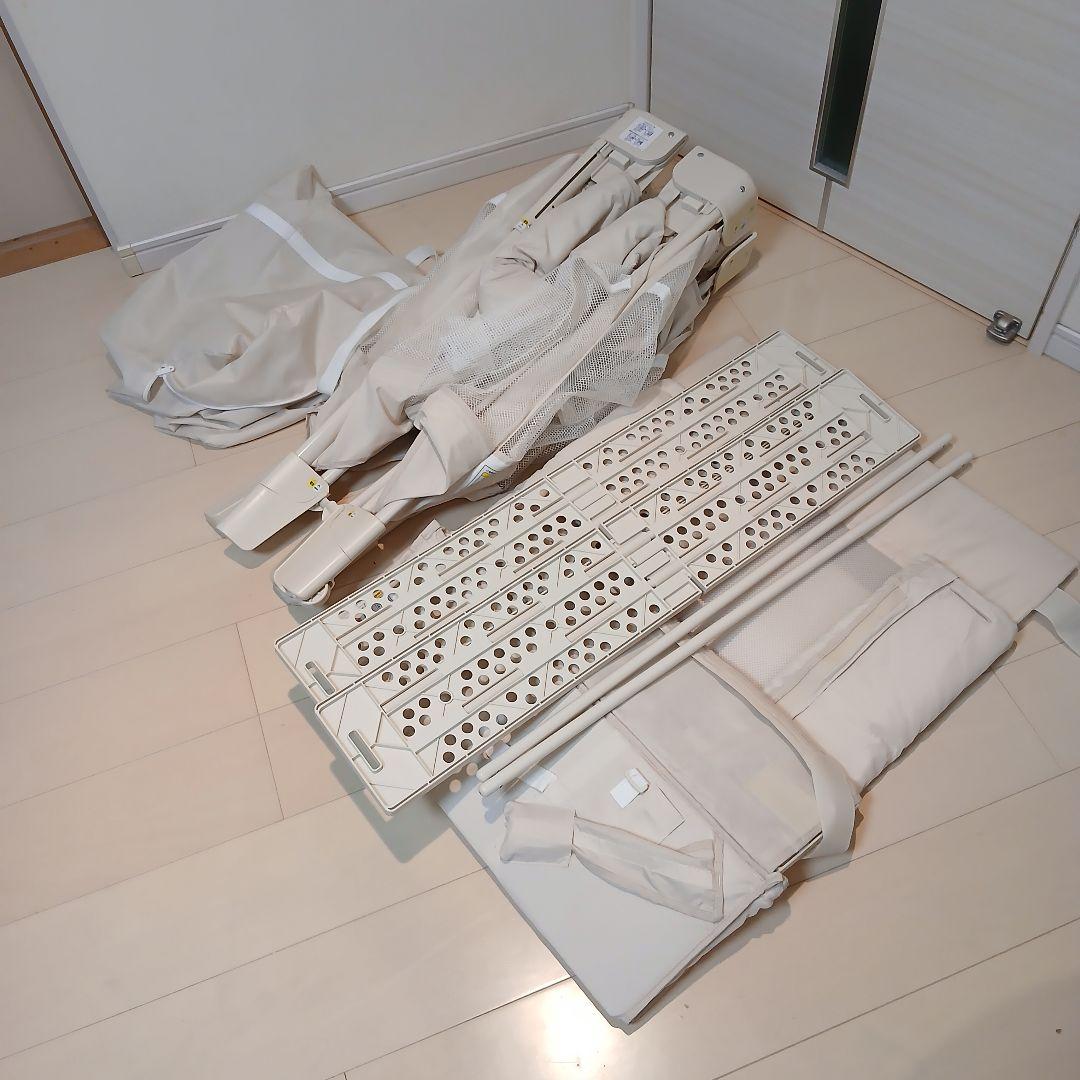 アップリカ　ココネルエアー　ベビーベッド　☆収納袋付き☆