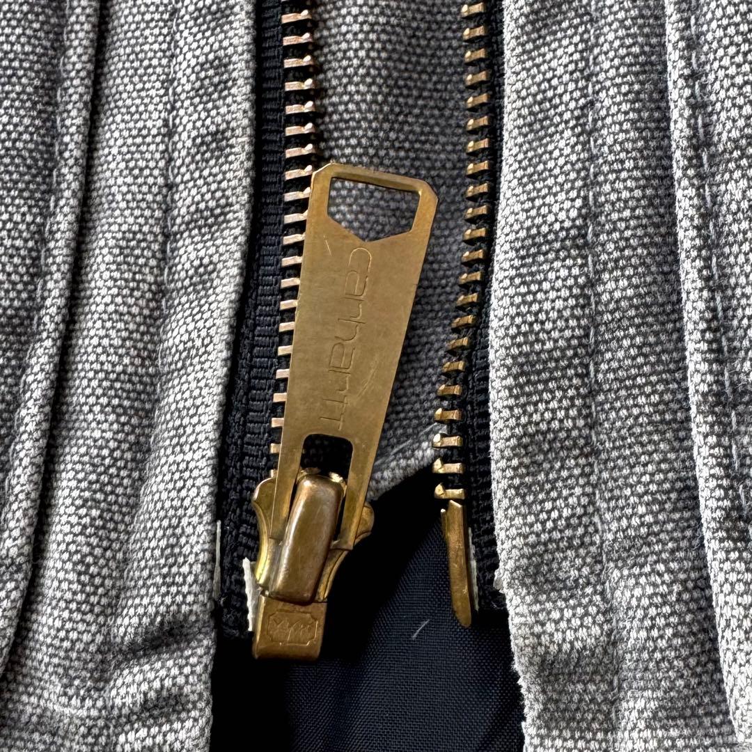 Carhartt カーハート ダックベスト USA製　V02 CMT グレー