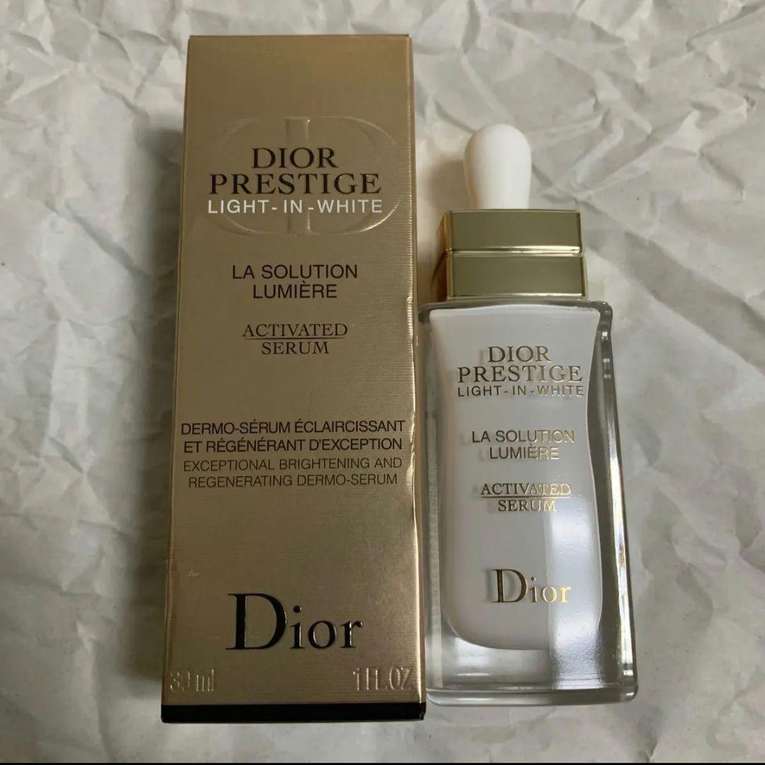 ディオール　プレステージホワイトラソリューション ルミエールライトインセラム