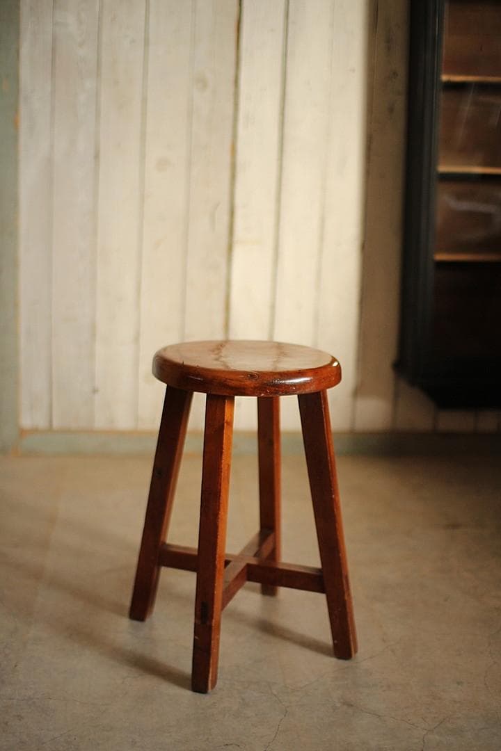 古い木製の丸椅子　スツール　チェア　古道具　古家具