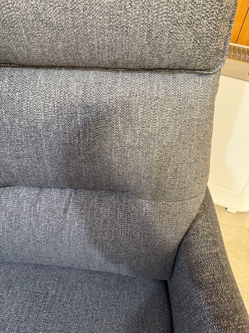 こ*じ様 [送料込] 2023年冬購入 ニトリ電動1人掛けソファ グレー ファブ