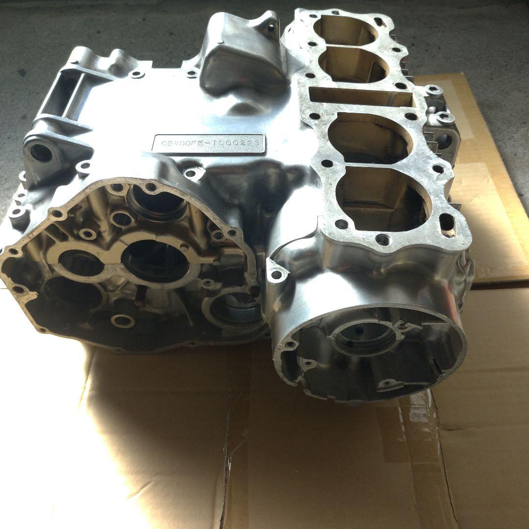 CB400F クランクケース難あり