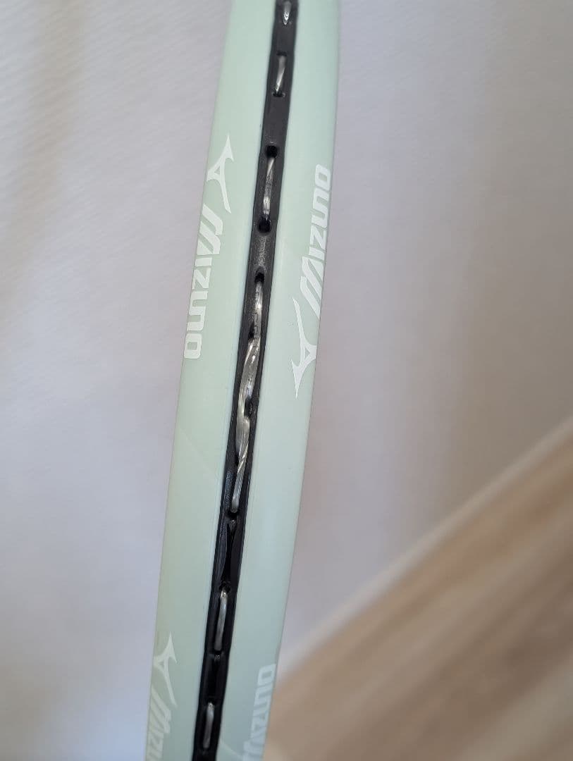 ミズノ　Ｄフォース　ＶＳ１０　美品　テニスラケット　ディーフォース