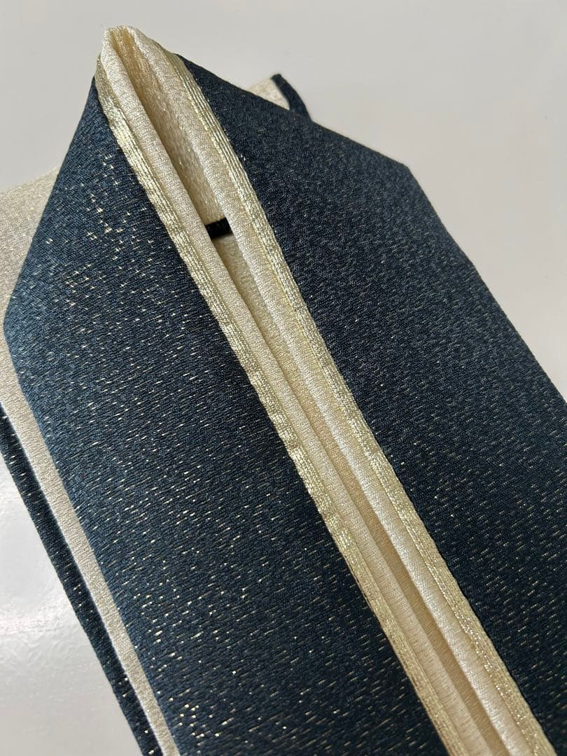 一蔵ICHIKURA 重ね襟 重衿　黒・金