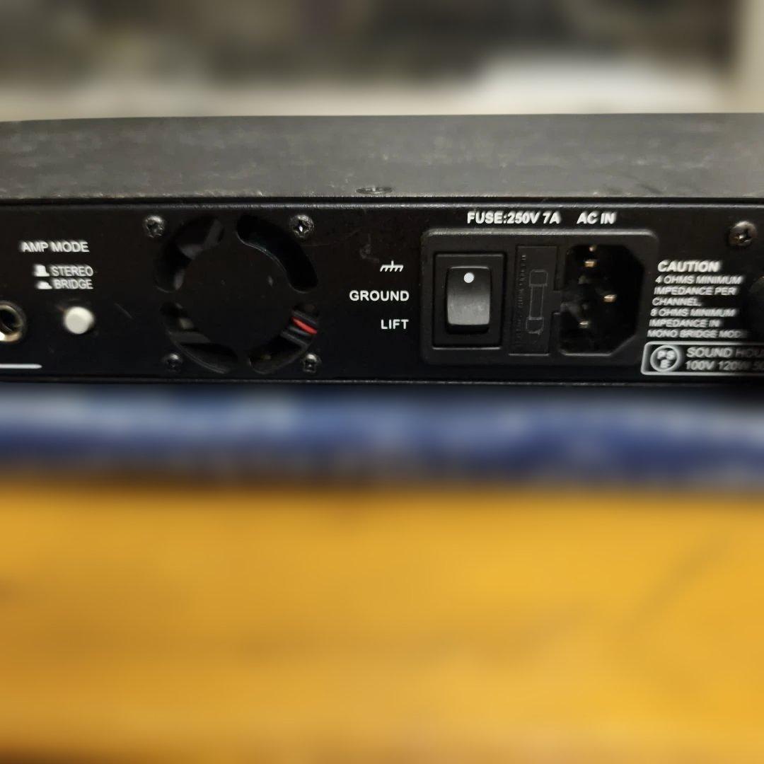 最終値下げ CLASSIC PRO CP400ステレオ・パワーアンプ