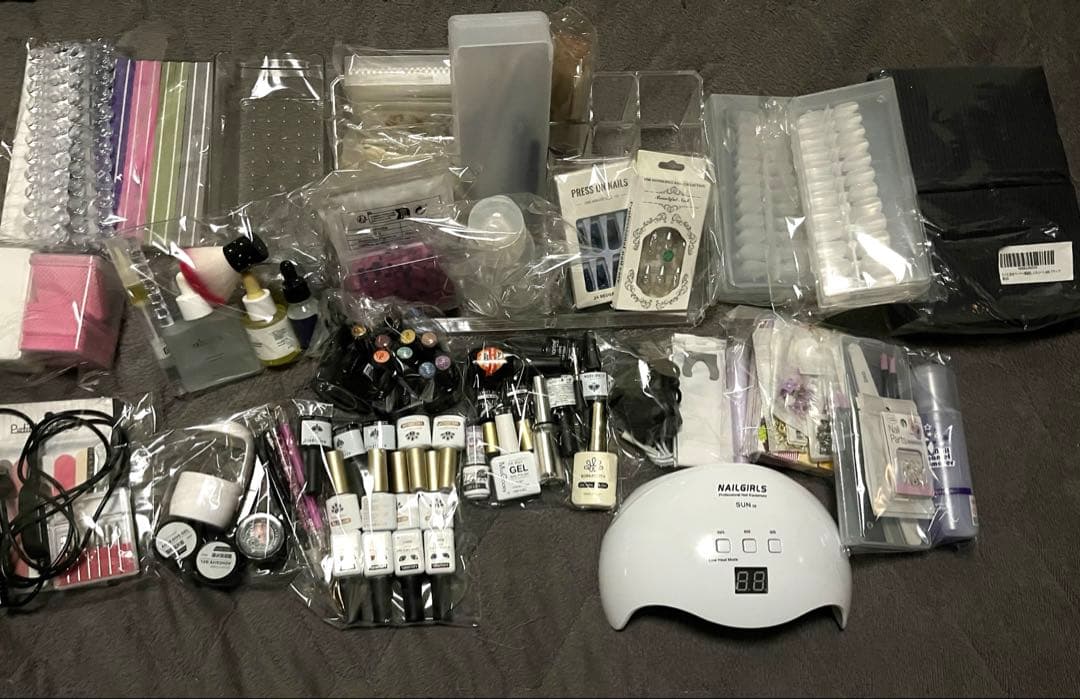 【最終処分セール】セルフネイルスターターセット　大量まとめ売り