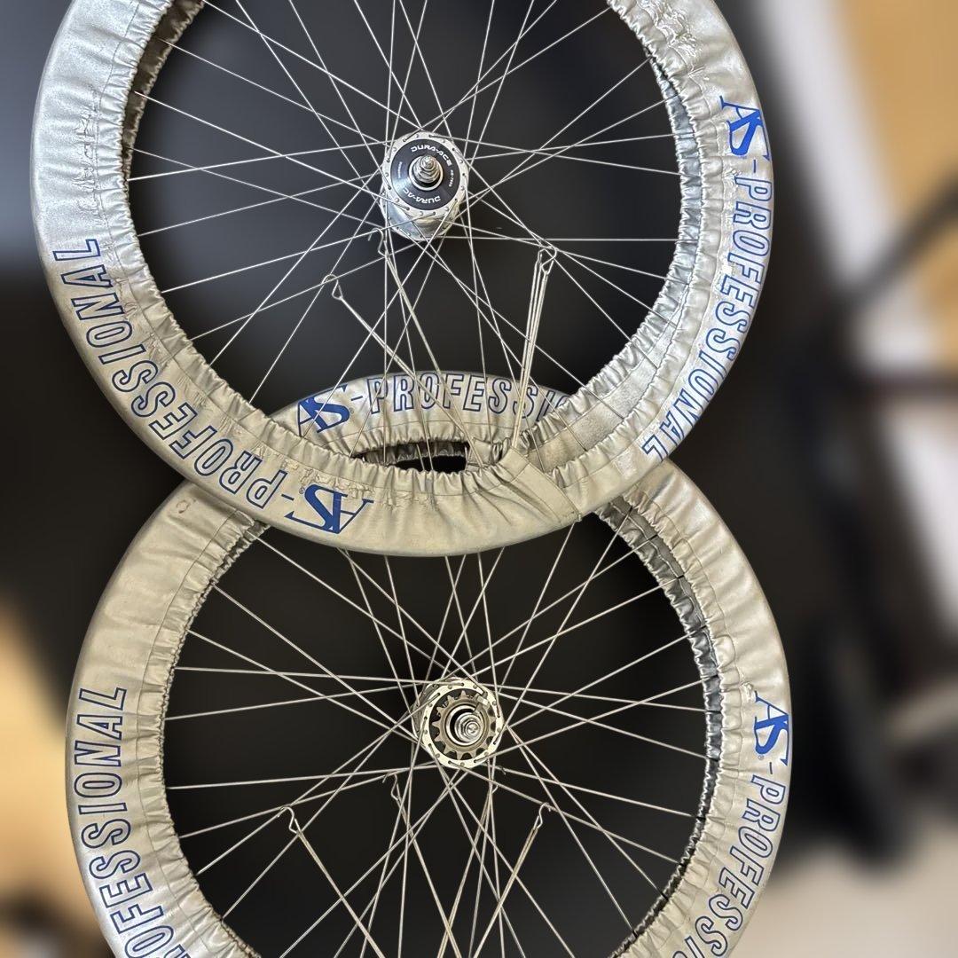 njs 完組ホイール　13t gigas付き