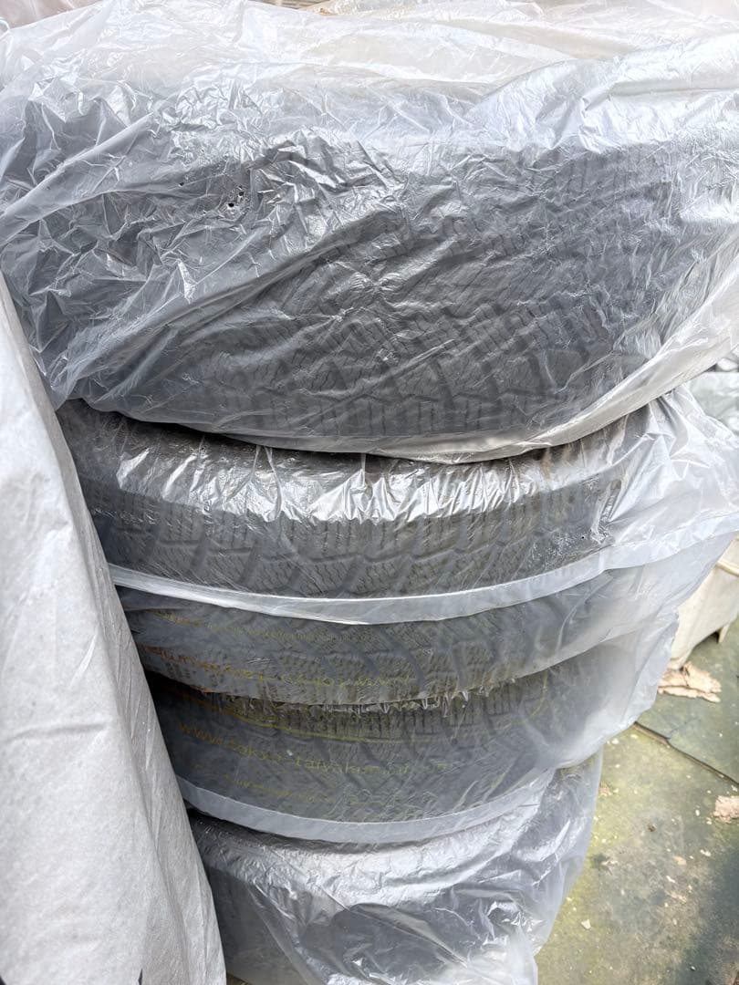 MICHELIN X-ICE 215/60R16 2023年製　トヨタ用