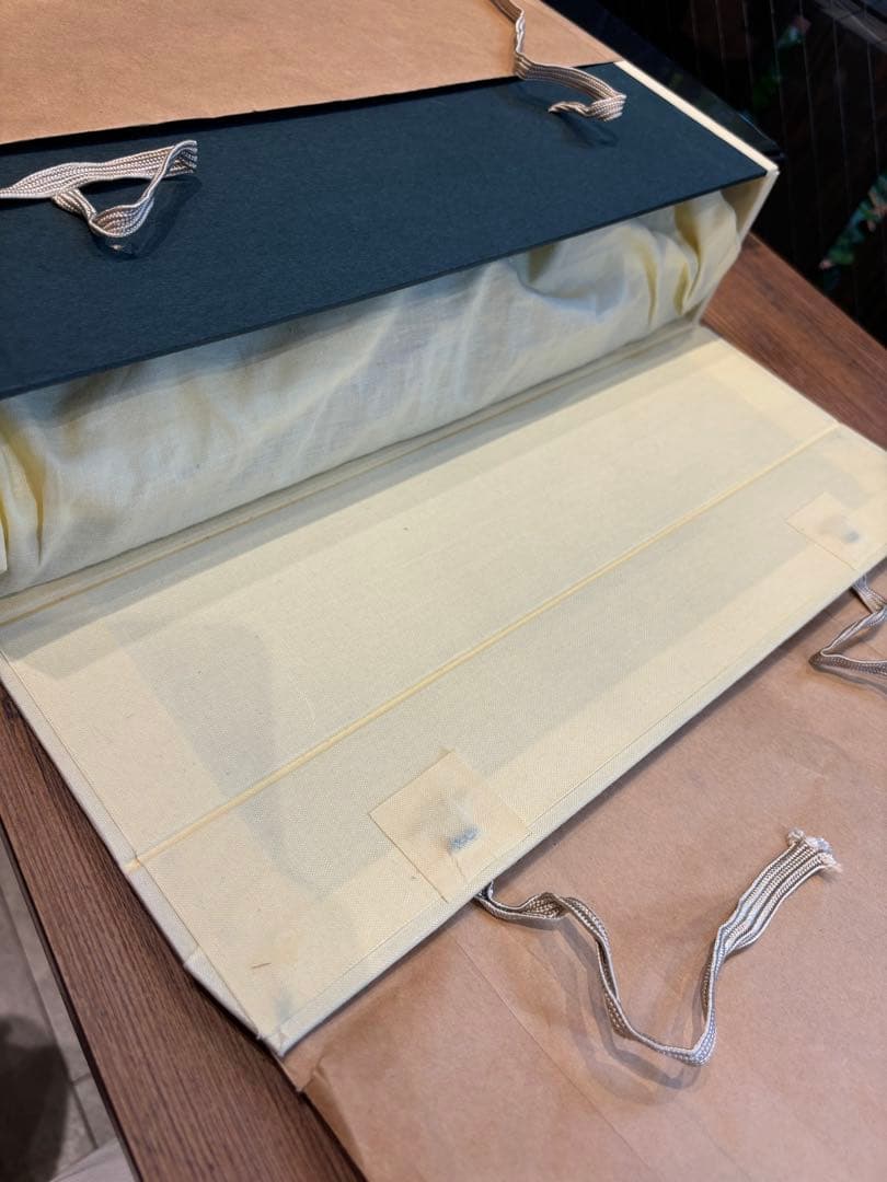 油彩 赤い帽子 絵画　織田廣喜　少女　織田ひろき　美術　おだひろき 少女