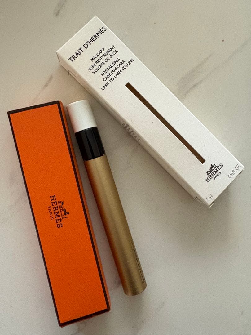トレ ドゥ エルメスマスカラ ボリューム 01 – ノワール・フュザン　MN