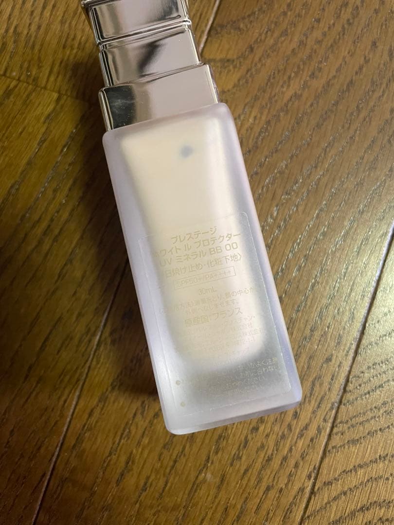 化粧下地 Dior Prestige Light-Night Mineral BB