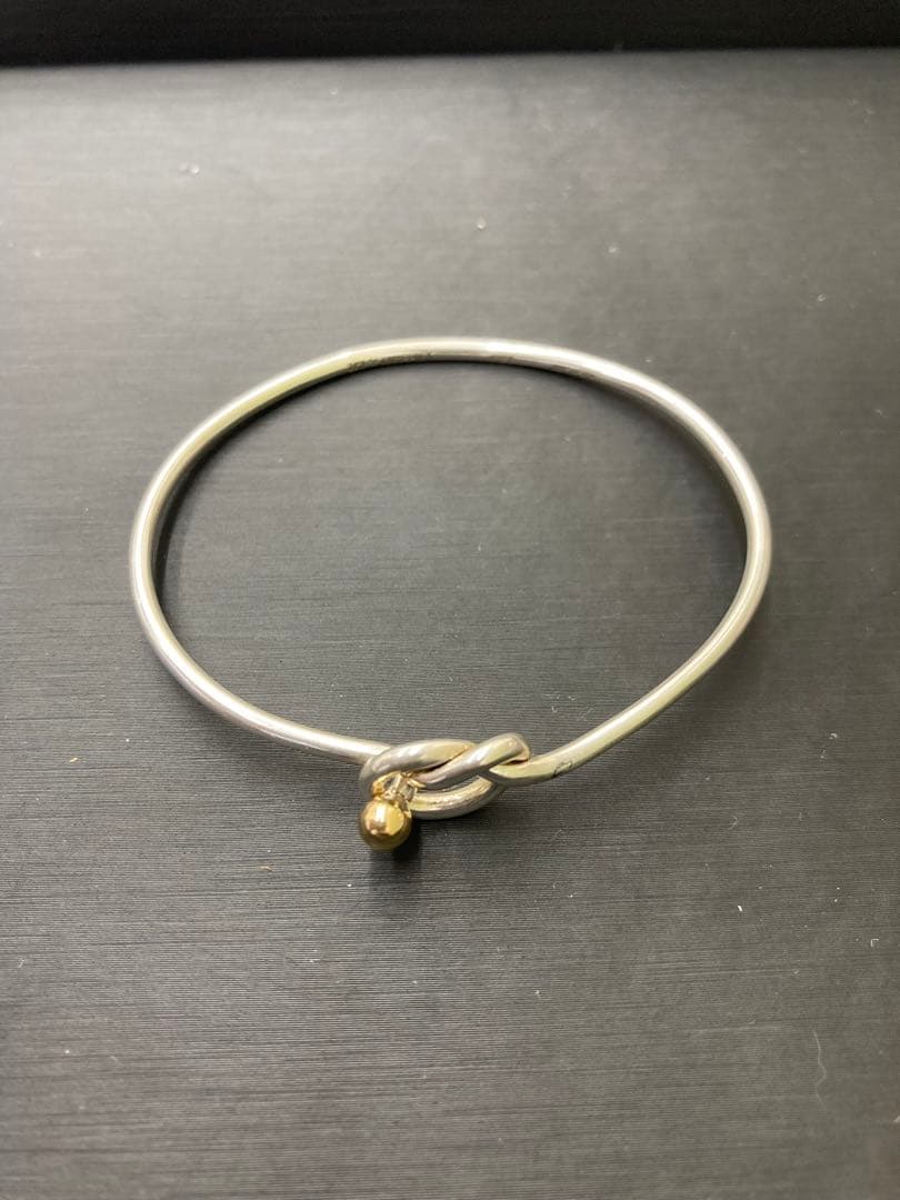 Tiffany & Co. ティファニーラブノットブレスシルバーゴールドバングル