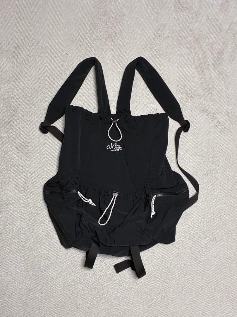 カオヨリナカミバックパック