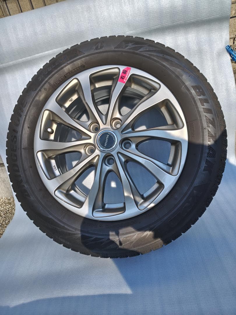 16インチ ブリヂストン スタッドレスタイヤ ホイールセット