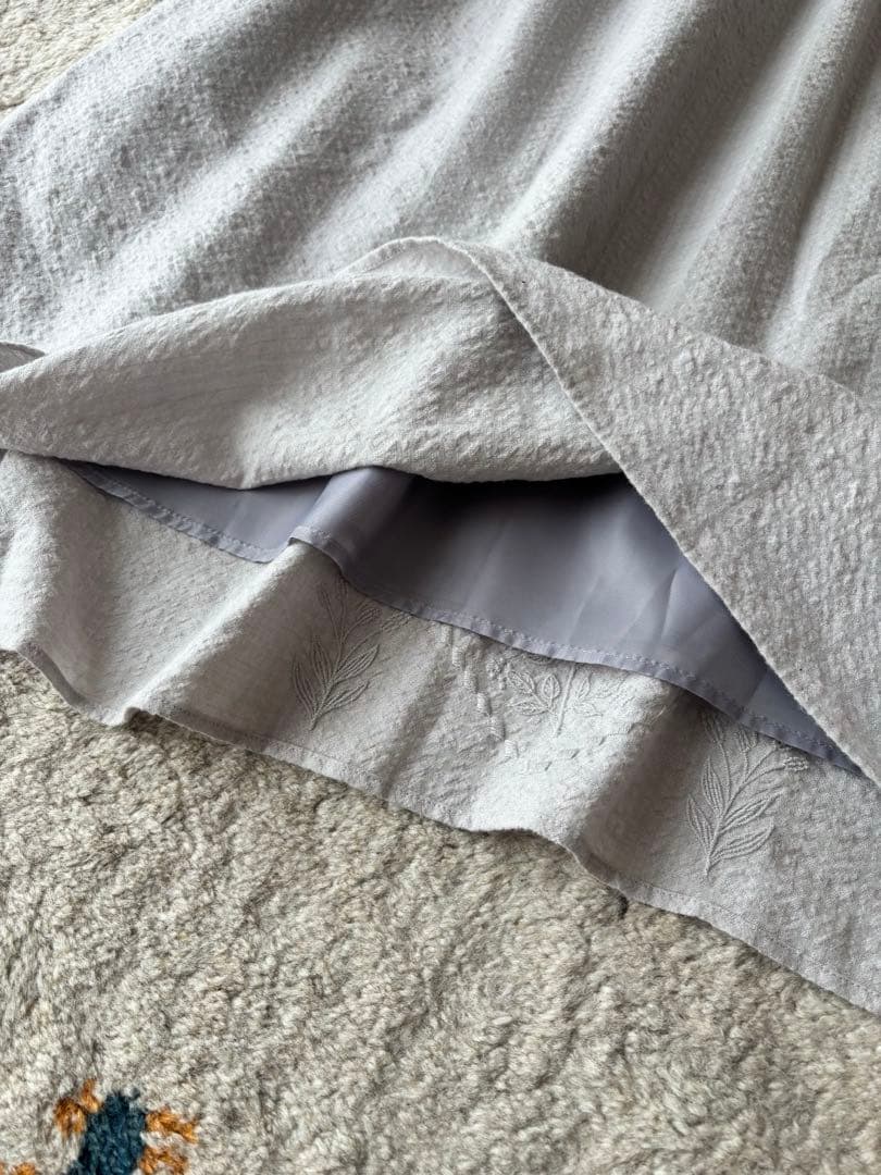 新品　TSUHARU ツハル　チェック織りレース刺繍ワンピース　グレー