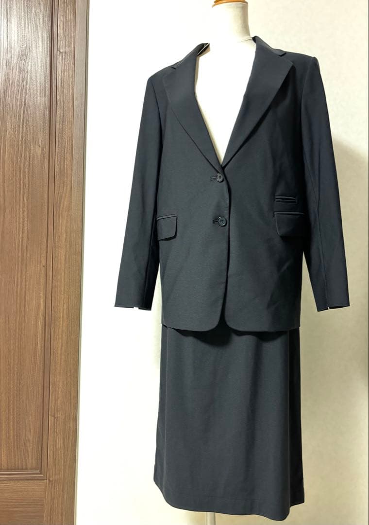 未使用 コムサ レディース セットアップスーツ ジャケット スカート 9号 38