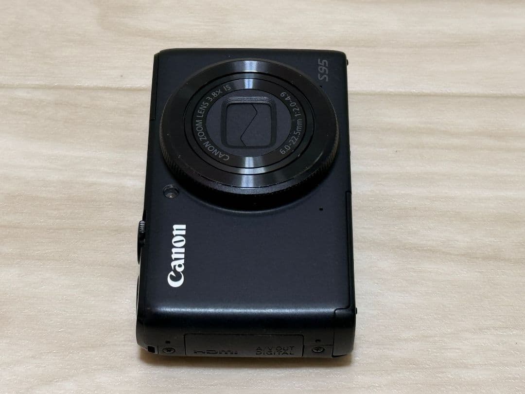 Canon S95 デジタルカメラ 本体 PC1565 中古